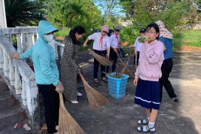 Thực hiện chương trình công tác Đội và phong trào thiếu nhi năm học 2023- 2024. Thực hiện kế hoạch hoạt động tháng 12/2023 với chủ đề “Uống nước nhớ nguồn”.