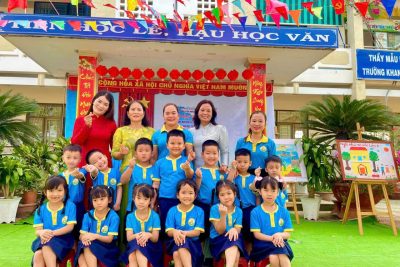 HOẠT ĐỘNG TRẢI NGHIỆM “HỌC SINH TRƯỜNG MẦM NON VỀ THĂM QUAN TRƯỜNG TIỂU HỌC TỊNH PHONG”_Năm 2025-2026